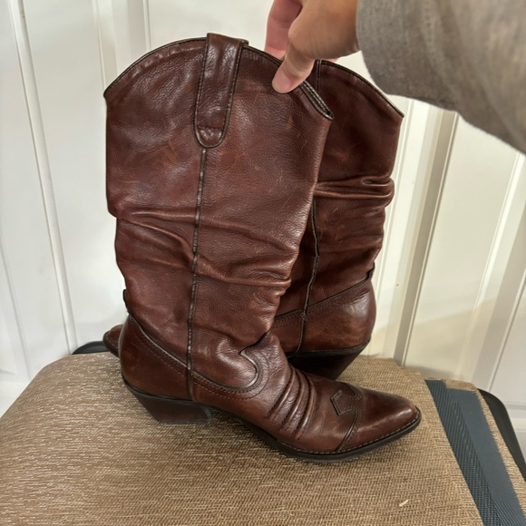 Brown Arturo Chiang Cowboy Boots - Picture 9 of 16